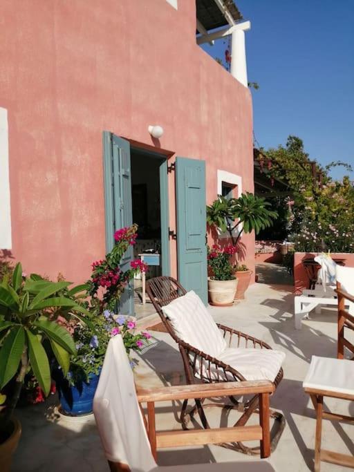 Casa Dei Melograni At Vourlidia Leros Vromolithos Exterior foto