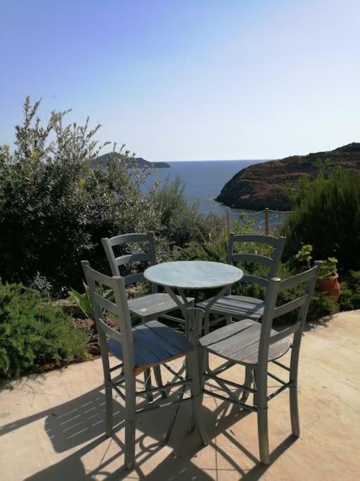 Casa Dei Melograni At Vourlidia Leros Vromolithos Exterior foto