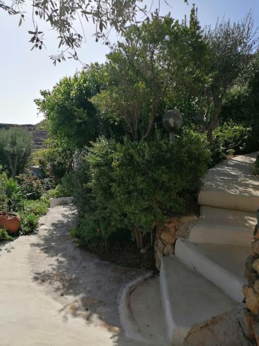 Casa Dei Melograni At Vourlidia Leros Vromolithos Exterior foto